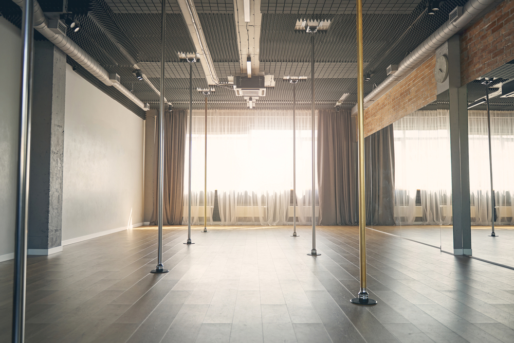 Il n'y a pas d'âge pour faire de la pole dance Il n'y a pas d'âge pour faire de la pole dance